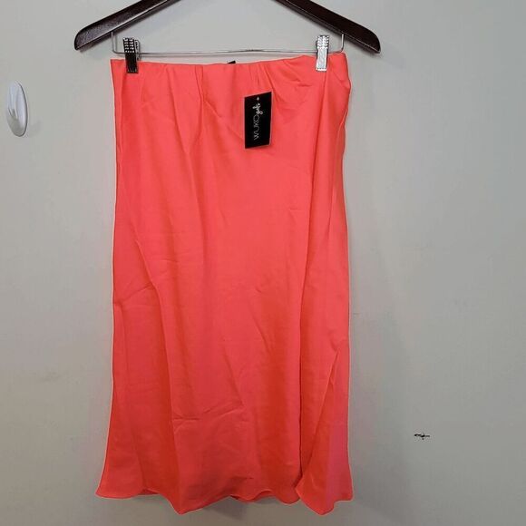 Wuko gals NWT Satin Midi Skirt Pull on Coral Size Medium - Picture 1 of 6